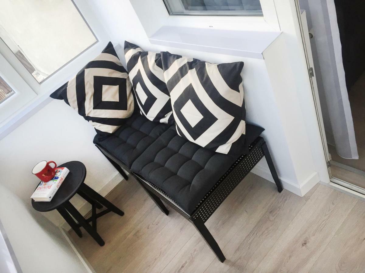 Mhc Quiet Deluxe Suite Near Downtown - Free Parking Brasov Bagian luar foto