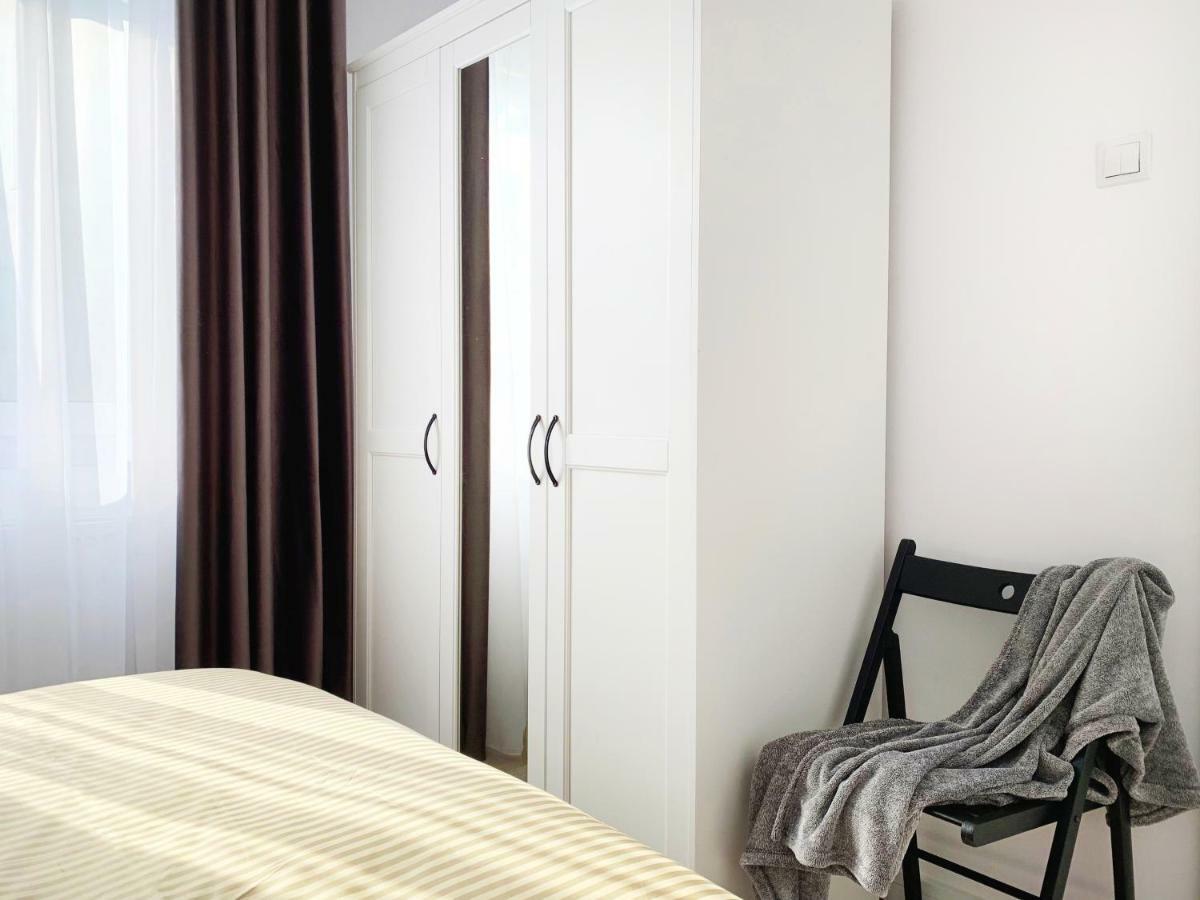 Mhc Quiet Deluxe Suite Near Downtown - Free Parking Brasov Bagian luar foto